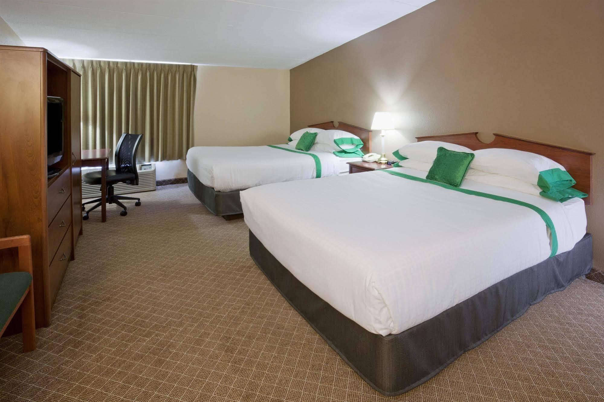 Med City Inn & Suites Rochester Mayo Clinic Area Eksteriør billede